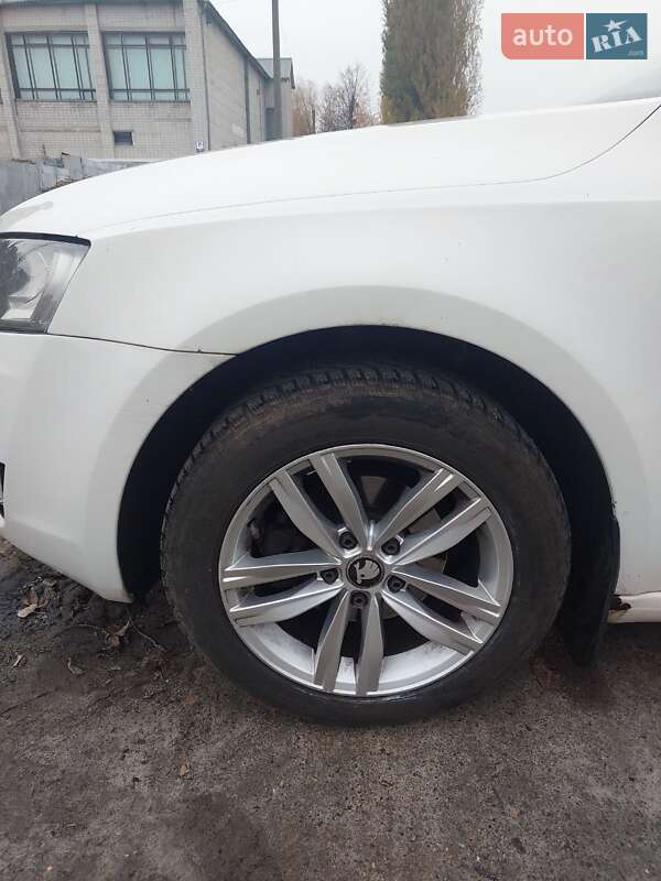 Лифтбек Skoda Octavia 2015 в Василькове