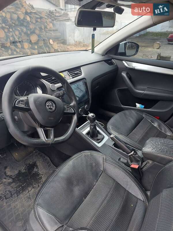 Лифтбек Skoda Octavia 2015 в Василькове