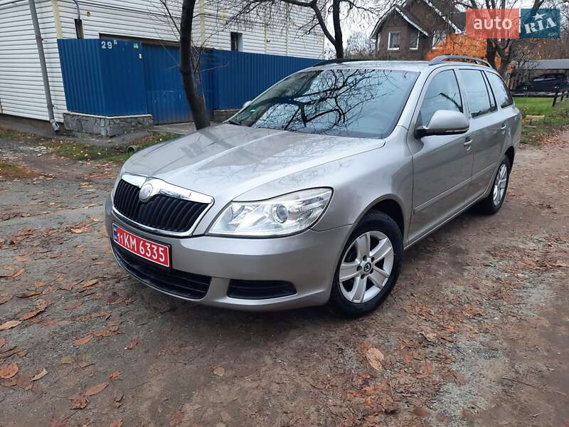 Універсал Skoda Octavia 2009 в Полтаві