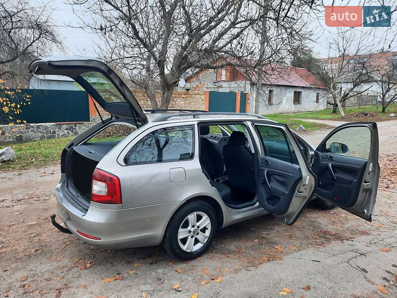 Універсал Skoda Octavia 2009 в Полтаві