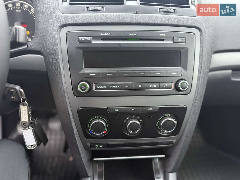 Лифтбек Skoda Octavia 2011 в Калуше фото 18 Лифтбек Skoda Octavia 2011 в Калуше