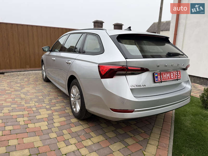Універсал Skoda Octavia 2022 в Луцьку
