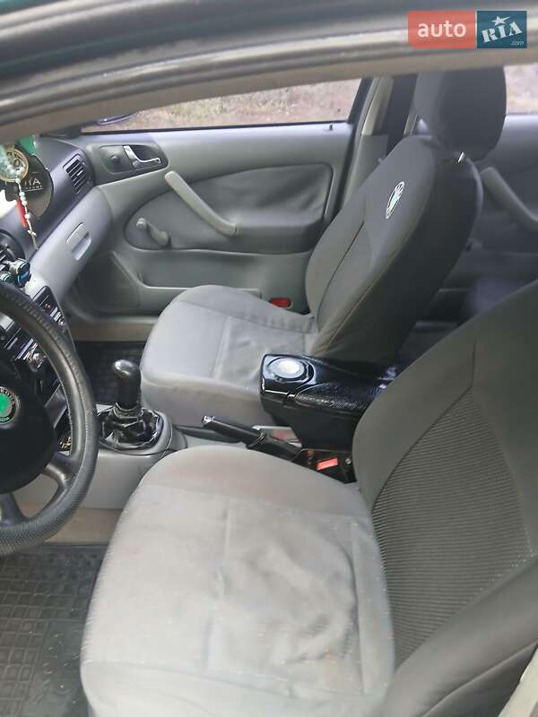 Лифтбек Skoda Octavia 2000 в Лопатине