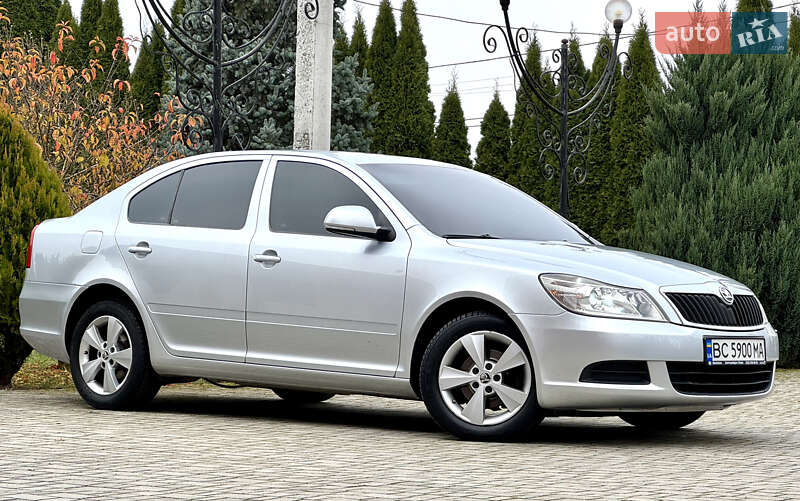 Лифтбек Skoda Octavia 2009 в Самборе