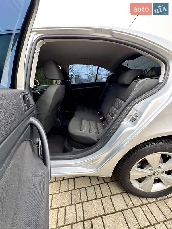 Лифтбек Skoda Octavia 2009 в Самборе