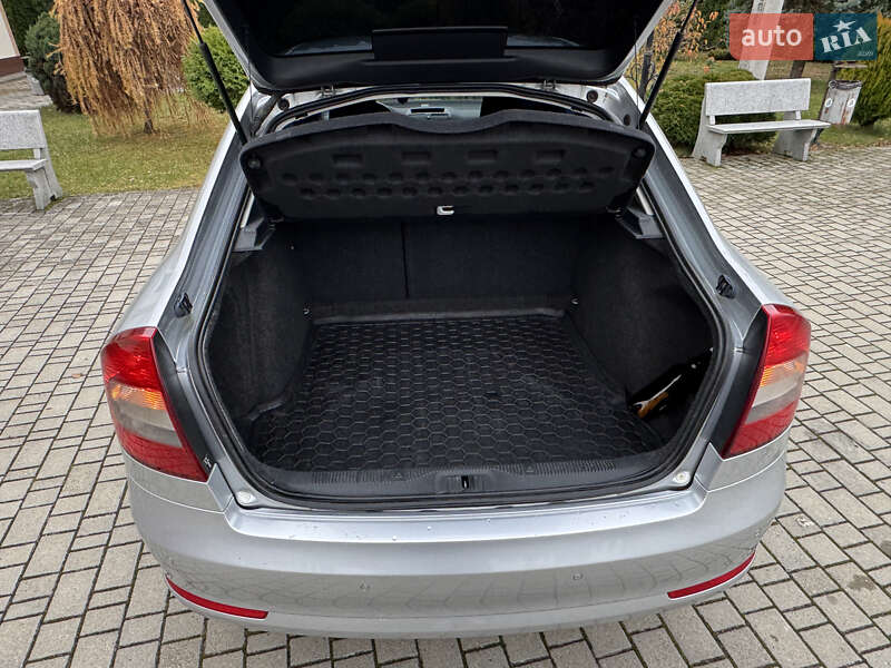 Лифтбек Skoda Octavia 2009 в Самборе