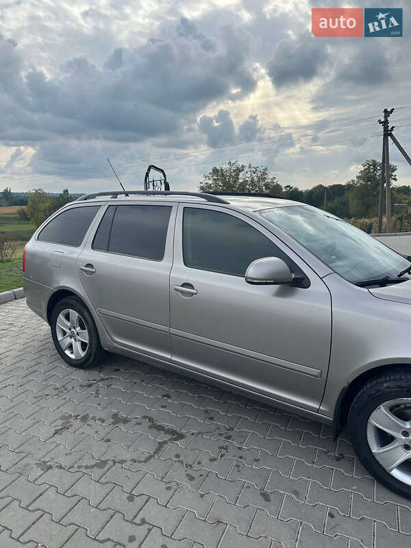 Универсал Skoda Octavia 2009 в Шумске фото 3 Универсал Skoda Octavia 2009 в Шумске