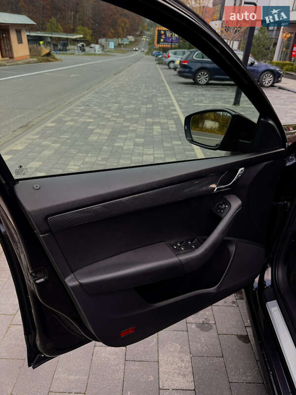 Универсал Skoda Octavia 2015 в Ужгороде