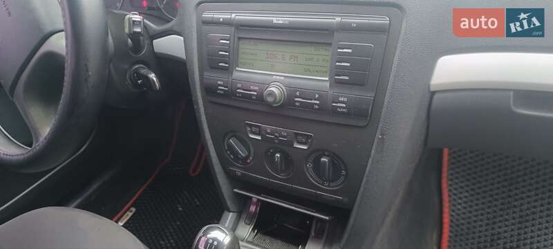 Универсал Skoda Octavia 2005 в Черновцах