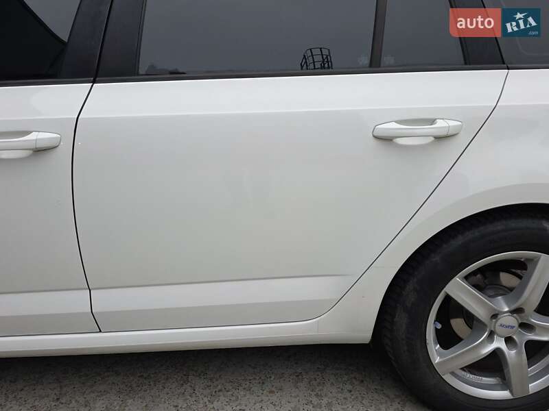 Універсал Skoda Octavia 2013 в Києві фото 27 Універсал Skoda Octavia 2013 в Києві