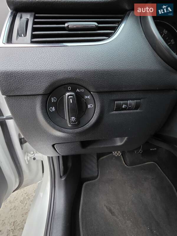 Універсал Skoda Octavia 2013 в Києві фото 69 Універсал Skoda Octavia 2013 в Києві