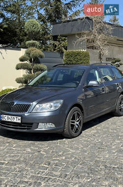 Универсал Skoda Octavia 2010 в Львове