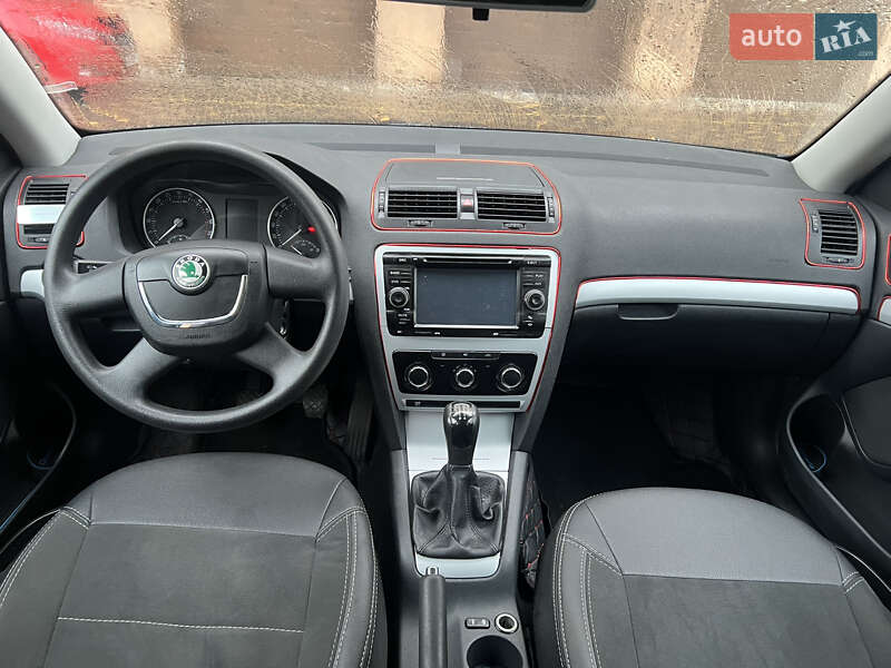 Лифтбек Skoda Octavia 2010 в Виннице