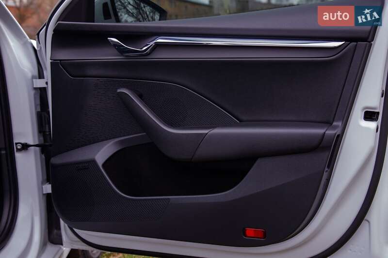 Универсал Skoda Octavia 2021 в Бердичеве