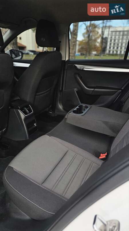 Универсал Skoda Octavia 2017 в Мукачево фото 23 Универсал Skoda Octavia 2017 в Мукачево