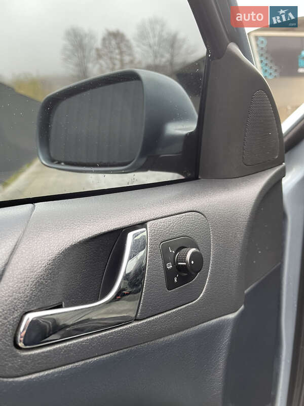 Универсал Skoda Octavia 2003 в Надворной