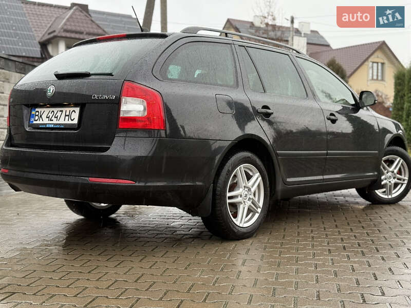 Универсал Skoda Octavia 2013 в Ровно