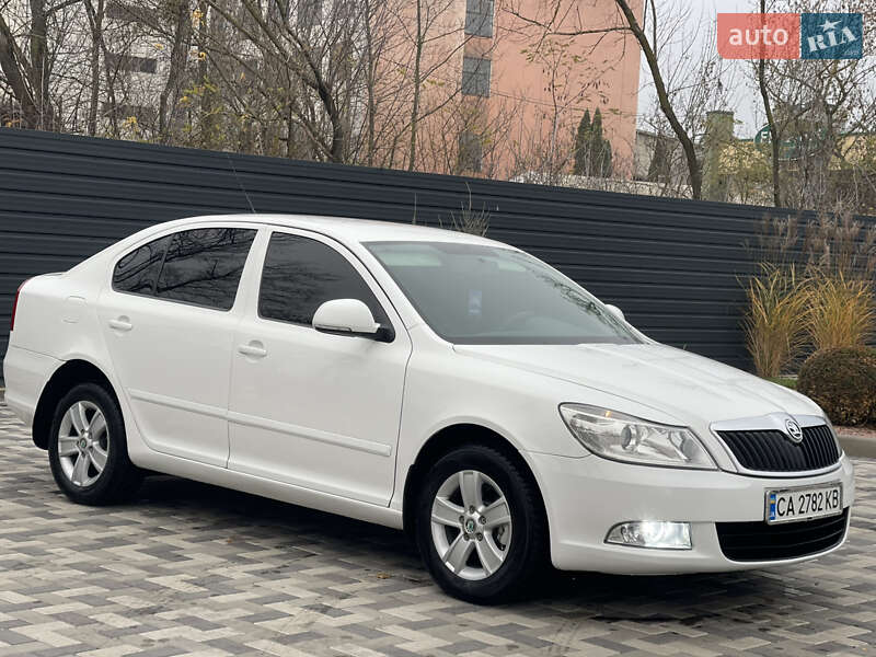 Лифтбек Skoda Octavia 2010 в Каневе фото 10 Лифтбек Skoda Octavia 2010 в Каневе