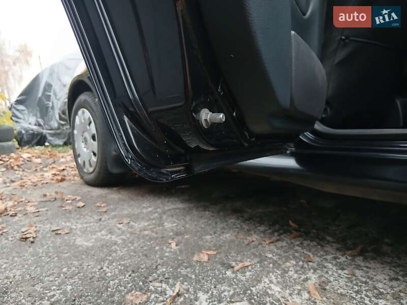 Лифтбек Skoda Octavia 2010 в Святопетровское фото 12 Лифтбек Skoda Octavia 2010 в Святопетровское