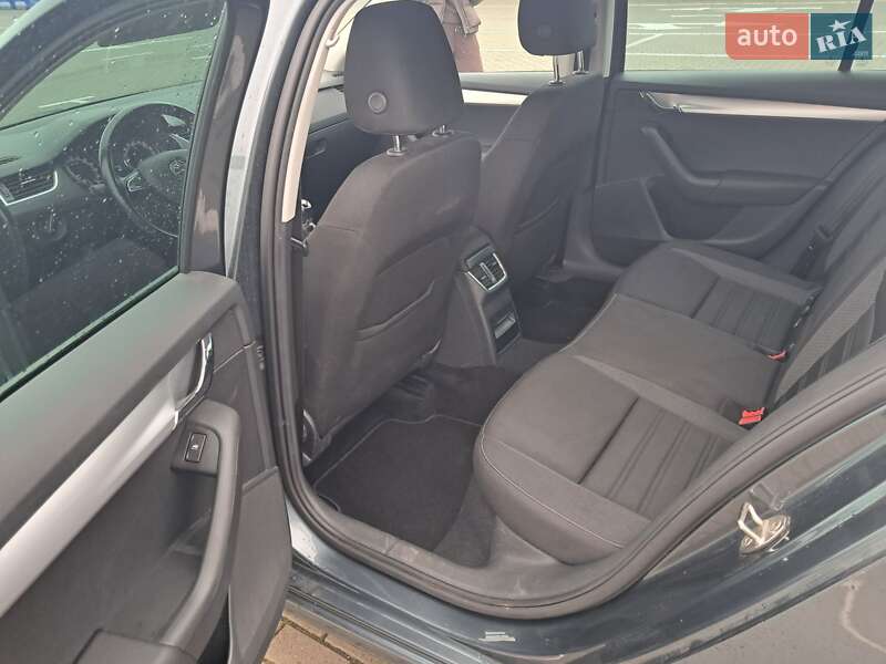 Универсал Skoda Octavia 2018 в Нововолынске