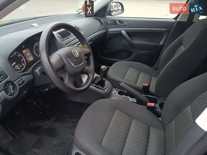 Универсал Skoda Octavia 2009 в Чернигове фото 7 Универсал Skoda Octavia 2009 в Чернигове