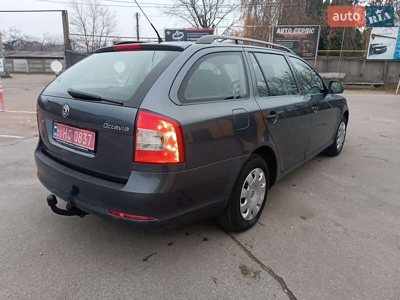 Универсал Skoda Octavia 2009 в Чернигове фото 4 Универсал Skoda Octavia 2009 в Чернигове