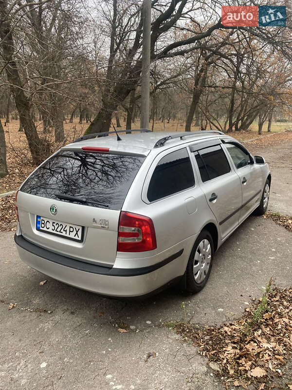 Універсал Skoda Octavia 2006 в Павлограді