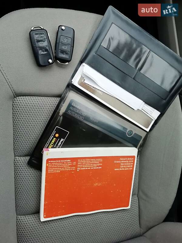 Универсал Skoda Octavia 2005 в Ровно