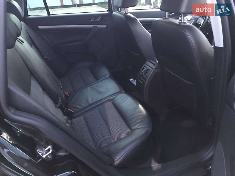 Универсал Skoda Octavia 2011 в Черновцах