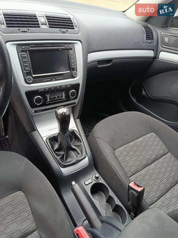 Универсал Skoda Octavia 2009 в Львове фото 6 Универсал Skoda Octavia 2009 в Львове