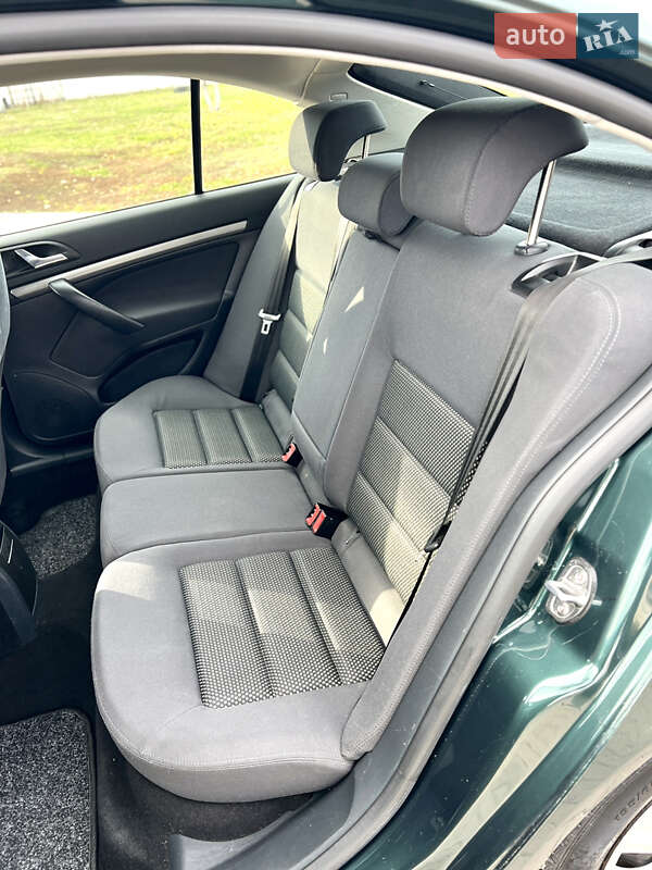 Ліфтбек Skoda Octavia 2006 в Лубнах