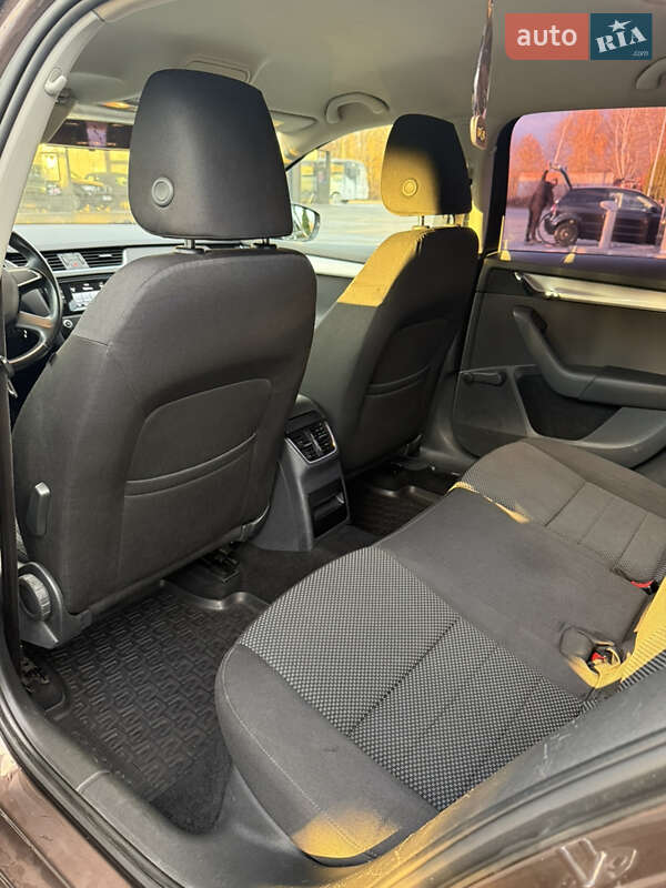 Универсал Skoda Octavia 2014 в Ивано-Франковске фото 4 Универсал Skoda Octavia 2014 в Ивано-Франковске
