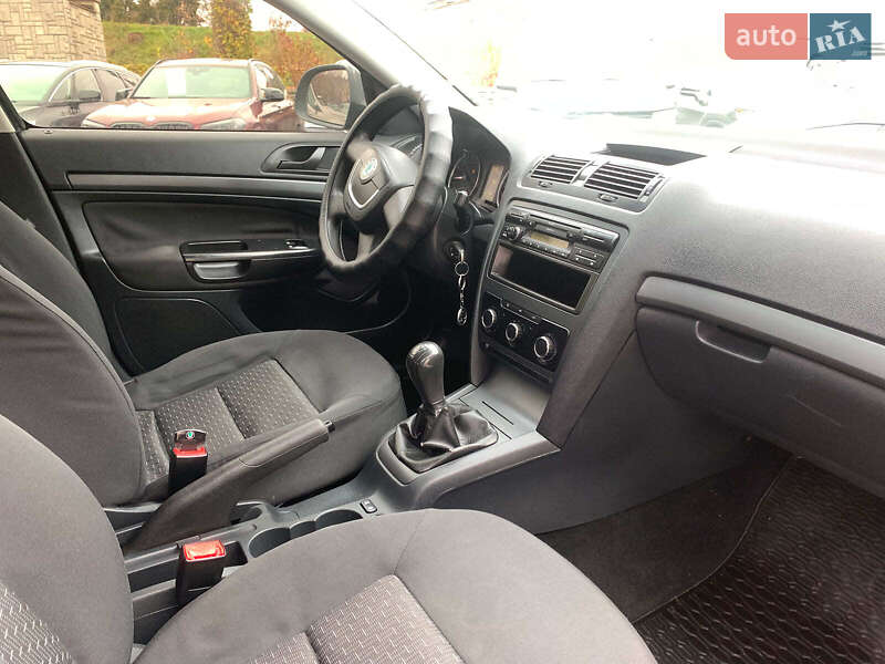 Универсал Skoda Octavia 2010 в Виннице