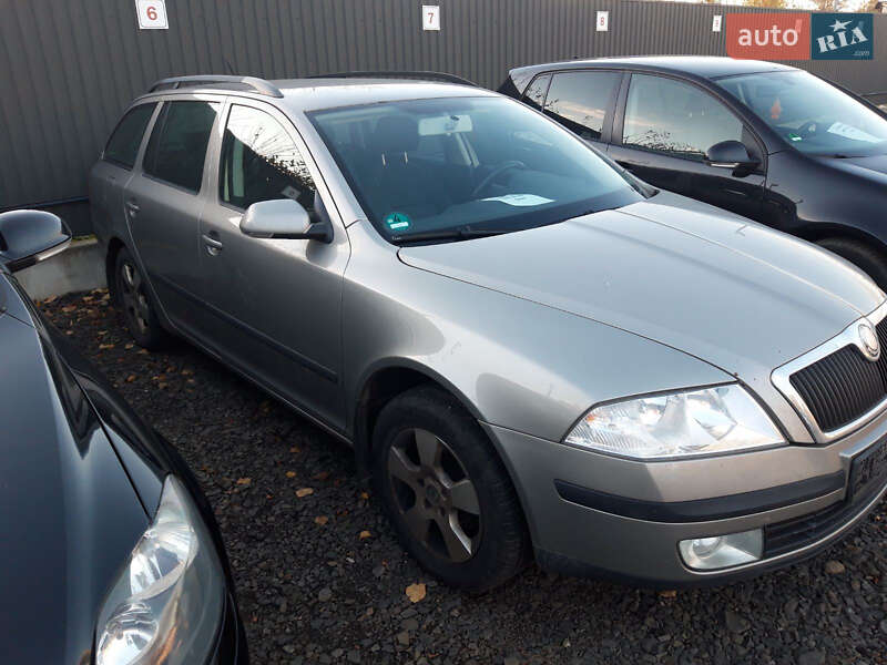 Универсал Skoda Octavia 2009 в Луцке