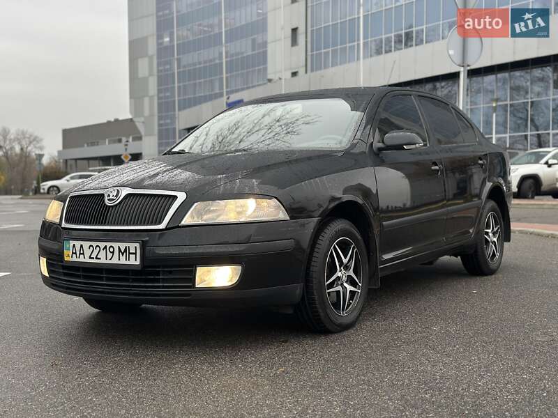 Лифтбек Skoda Octavia 2008 в Киеве