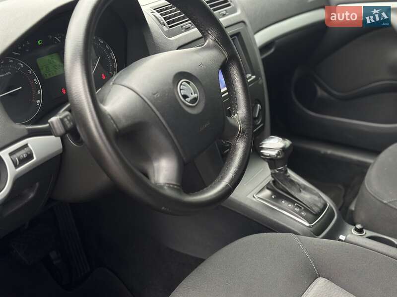 Лифтбек Skoda Octavia 2008 в Киеве