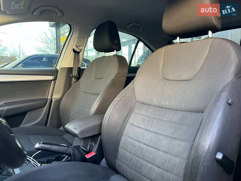 Лифтбек Skoda Octavia 2014 в Ивано-Франковске фото 10 Лифтбек Skoda Octavia 2014 в Ивано-Франковске