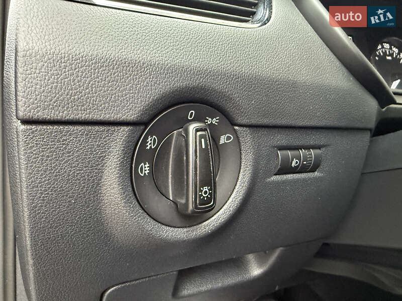 Лифтбек Skoda Octavia 2013 в Киеве фото 19 Лифтбек Skoda Octavia 2013 в Киеве
