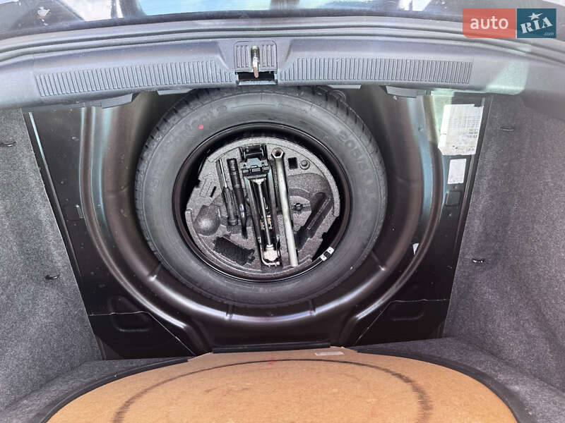 Універсал Skoda Octavia 2011 в Луцьку