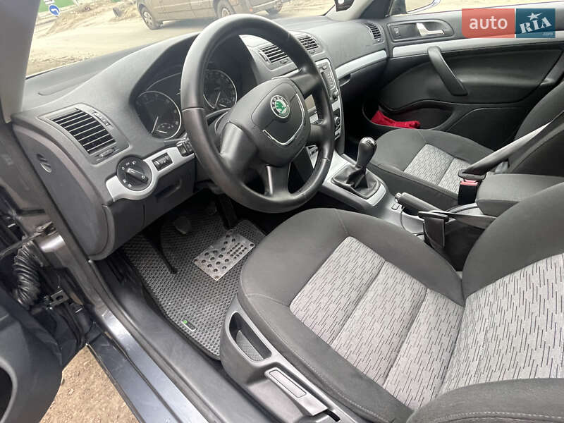 Універсал Skoda Octavia 2009 в Миколаєві
