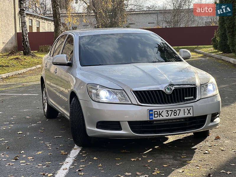 Ліфтбек Skoda Octavia 2012 в Кореці