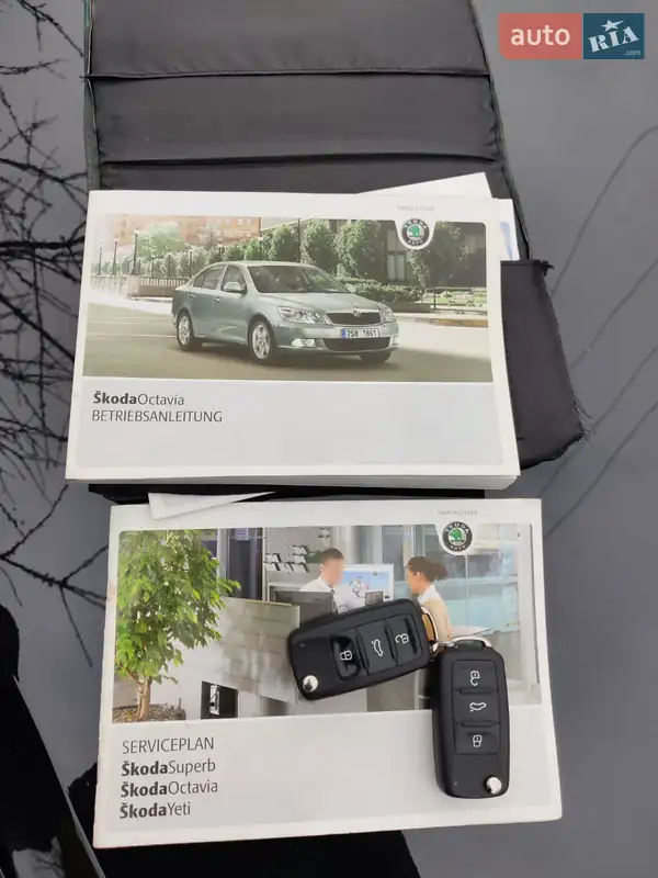 Универсал Skoda Octavia 2012 в Барышевке документ