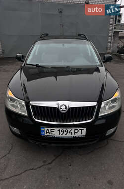 Універсал Skoda Octavia 2010 в Дніпрі