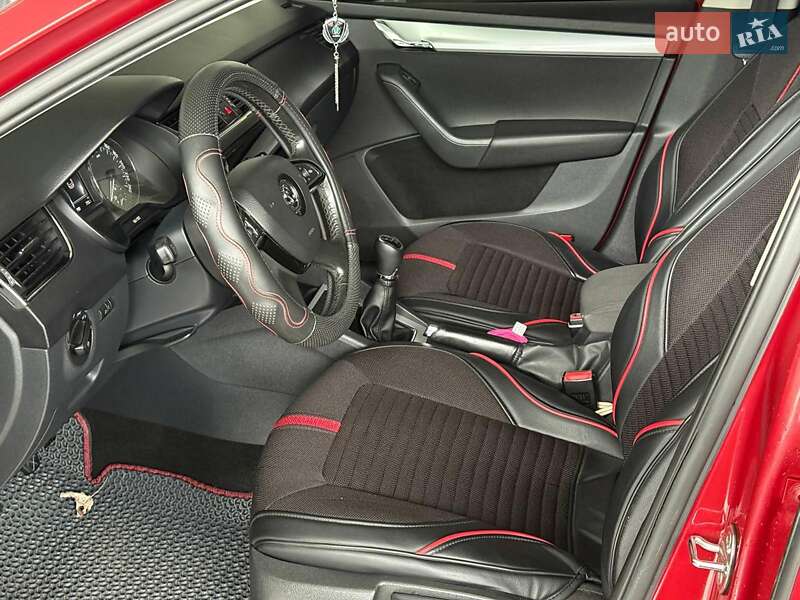 Лифтбек Skoda Octavia 2013 в Одессе