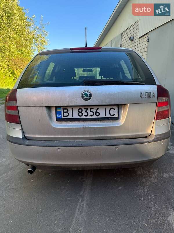 Универсал Skoda Octavia 2012 в Ичне