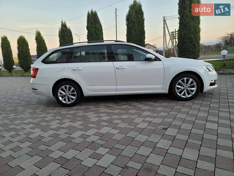 Универсал Skoda Octavia 2019 в Сарнах фото 10 Универсал Skoda Octavia 2019 в Сарнах