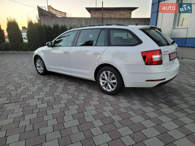Универсал Skoda Octavia 2019 в Сарнах фото 18 Универсал Skoda Octavia 2019 в Сарнах