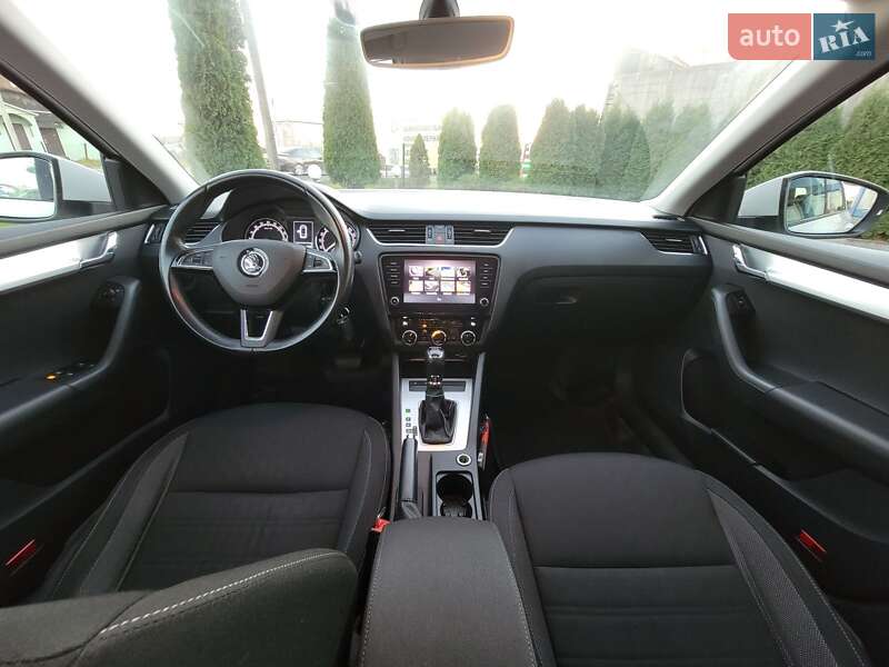Универсал Skoda Octavia 2019 в Сарнах фото 39 Универсал Skoda Octavia 2019 в Сарнах
