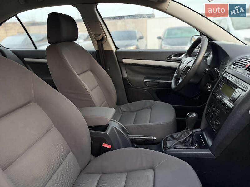 Лифтбек Skoda Octavia 2005 в Ровно фото 62 Лифтбек Skoda Octavia 2005 в Ровно