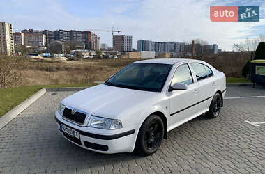 Лифтбек Skoda Octavia 2009 в Львове
